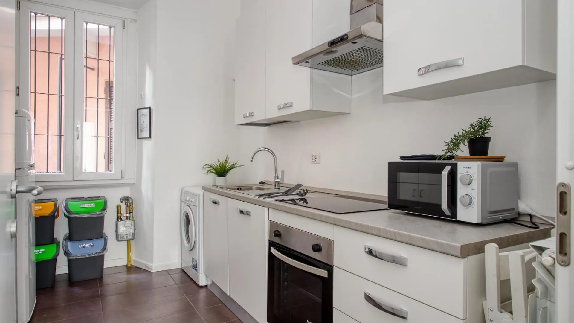 Joivy Cosy 3Br Flat In The Centre Of Milan Apartment Italy